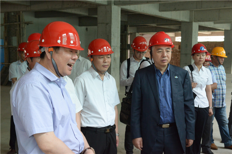 被動(dòng)房住建局領(lǐng)導(dǎo)1.jpg